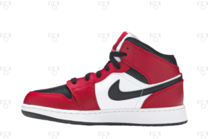 Jordan 1 Mid Chicago Black Toe GS